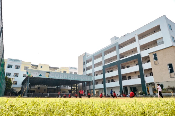 School Campus Picture 02